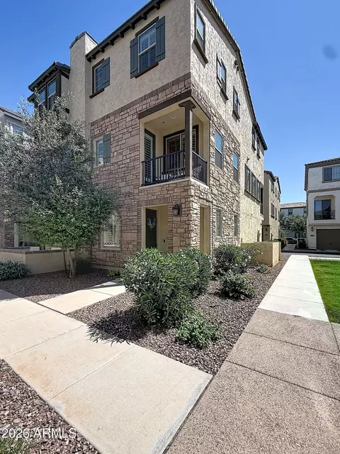 1686 E Dogwood Ln, Gilbert, AZ 85295