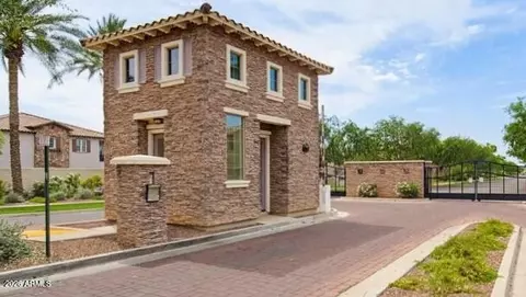 1686 E Dogwood Ln, Gilbert, AZ 85295