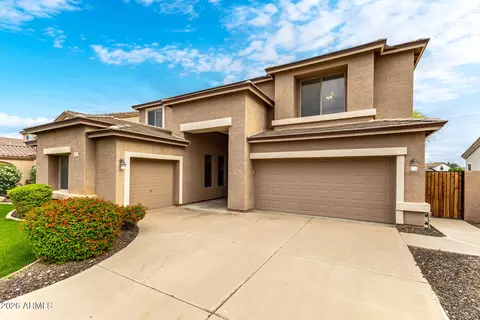 Exterior - 3267 E Maplewood St, Gilbert, AZ 85297 photo 4 of 15