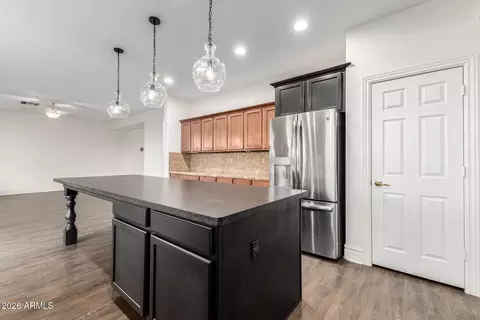 Kitchen - 3267 E Maplewood St, Gilbert, AZ 85297 photo 6 of 7