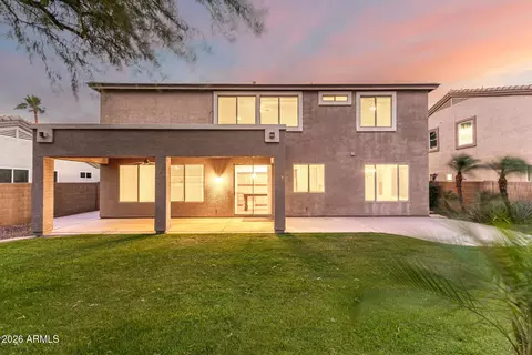 Exterior - 3267 E Maplewood St, Gilbert, AZ 85297 photo 8 of 15