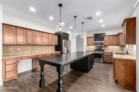 Kitchen - 3267 E Maplewood St, Gilbert, AZ 85297 photo 1 of 7