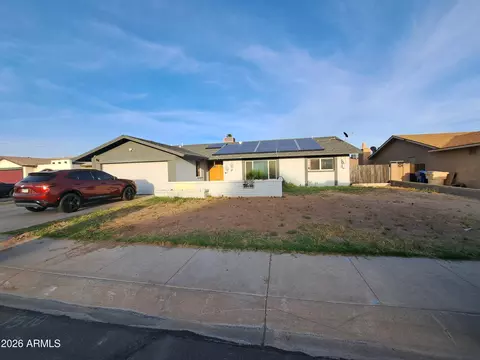 15247 N 52nd Ave, Glendale, AZ 85306