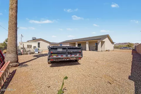 Exterior - 1353 W Superstition Blvd, Apache Junction, AZ 85120 photo 4 of 6