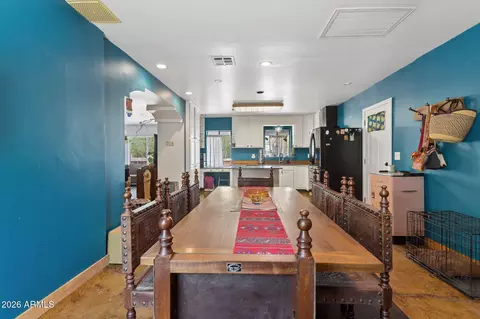 Dining - 2245 E Osborn Rd, Phoenix, AZ 85016 photo 4 of 5