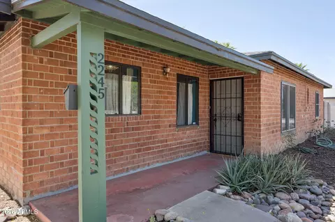 Exterior - 2245 E Osborn Rd, Phoenix, AZ 85016 photo 2 of 20