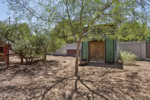 Exterior - 2245 E Osborn Rd, Phoenix, AZ 85016 photo 7 of 20