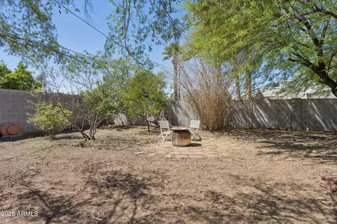Exterior - 2245 E Osborn Rd, Phoenix, AZ 85016 photo 18 of 20
