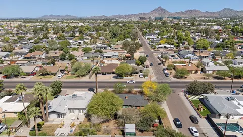 View/Area - 2245 E Osborn Rd, Phoenix, AZ 85016 photo 8 of 8