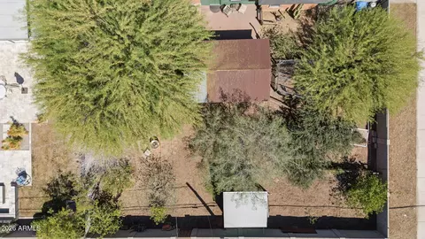 View/Area - 2245 E Osborn Rd, Phoenix, AZ 85016 photo 3 of 8
