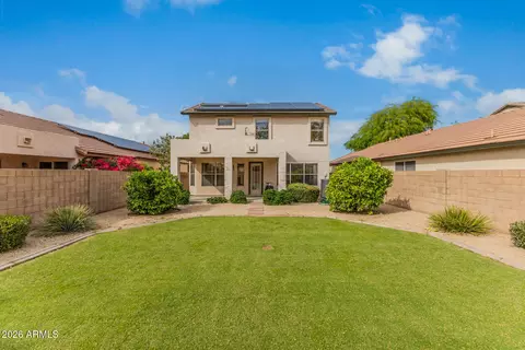 Exterior - 4631 E Lone Cactus Dr, Phoenix, AZ 85050 photo 3 of 7