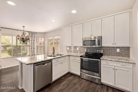 Kitchen - 4631 E Lone Cactus Dr, Phoenix, AZ 85050 photo 1 of 5