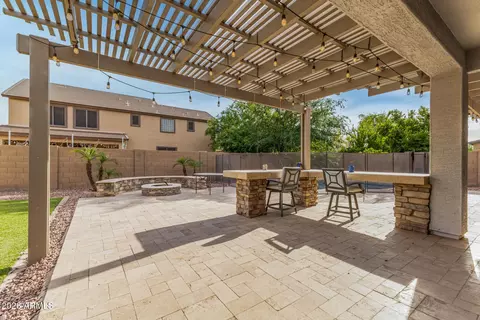 Exterior - 3241 E Aris Dr, Gilbert, AZ 85298 photo 5 of 7