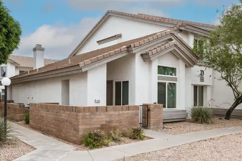 2201 N Comanche Dr #1028, Chandler, AZ 85224