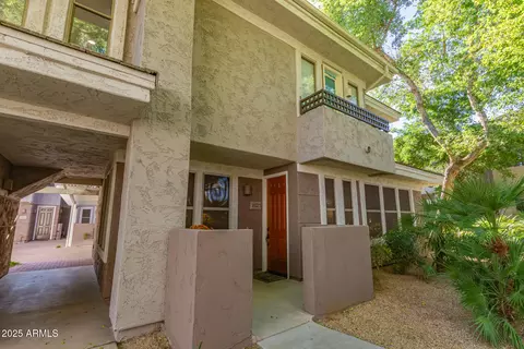 15221 N Clubgate Dr #1121, Scottsdale, AZ 85254