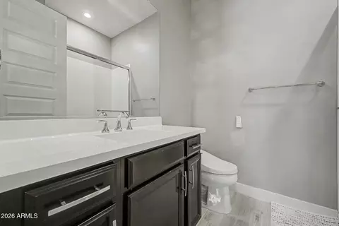 Bath - 2087 E Aris Dr, Gilbert, AZ 85298 photo 8 of 10