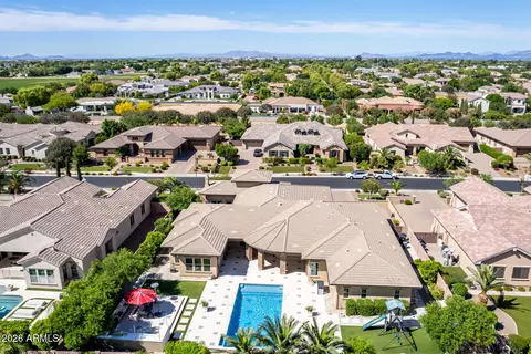 View/Area - 2087 E Aris Dr, Gilbert, AZ 85298 photo 6 of 7