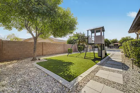 Exterior - 2087 E Aris Dr, Gilbert, AZ 85298 photo 25 of 34