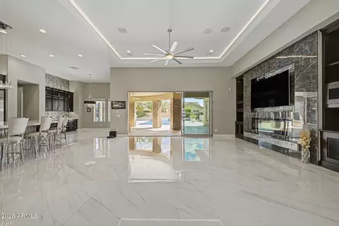 Living - 2087 E Aris Dr, Gilbert, AZ 85298 photo 2 of 7