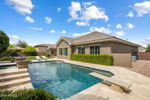 Exterior - 2051 E Aris Dr, Gilbert, AZ 85298 photo 2 of 7