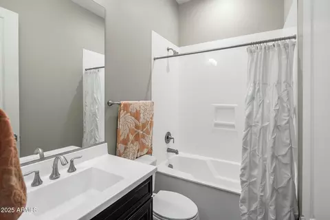 Bath - 2051 E Aris Dr, Gilbert, AZ 85298 photo 6 of 6