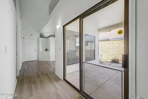 Entry Way - 811 E Linda Ln, Gilbert, AZ 85234 photo 1 of 2
