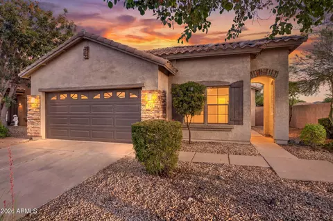 921 W Dana Dr, San Tan Valley, AZ 85143