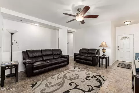 8517 E Lindner Ave, Mesa, AZ 85209