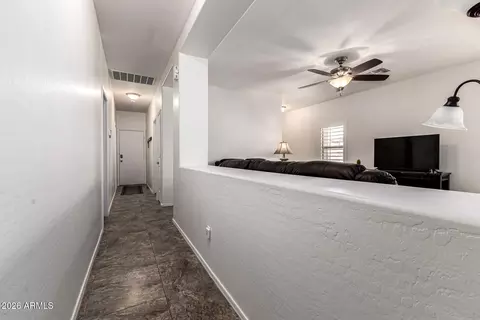 Entry Way - 8517 E Lindner Ave, Mesa, AZ 85209 photo 1 of 1