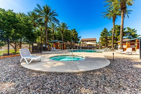 Exterior - 8517 E Lindner Ave, Mesa, AZ 85209 photo 6 of 10