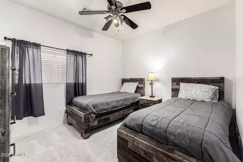 Bedroom - 8517 E Lindner Ave, Mesa, AZ 85209 photo 5 of 5