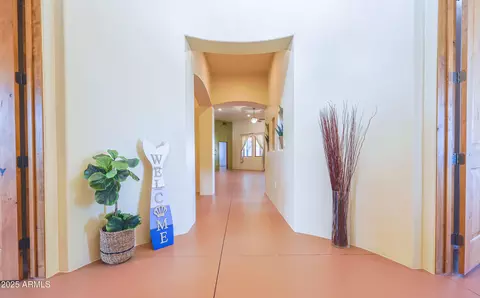 Entry Way - 6754 E Roberto Loop, Hereford, AZ 85615 photo 3 of 4