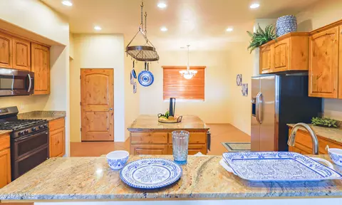 Kitchen - 6754 E Roberto Loop, Hereford, AZ 85615 photo 1 of 7