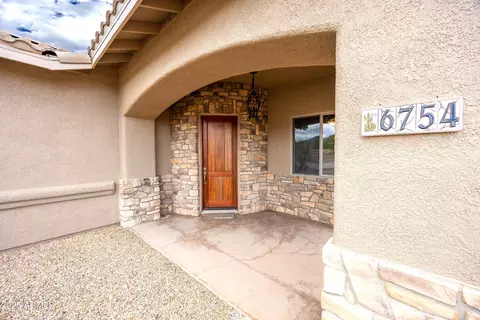 Exterior - 6754 E Roberto Loop, Hereford, AZ 85615 photo 5 of 8