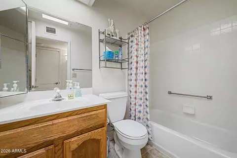 Bath - 7805 E Neville Ave, Mesa, AZ 85209 photo 4 of 4