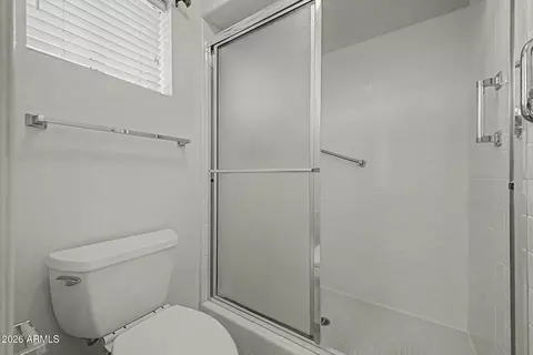 Bath - 7805 E Neville Ave, Mesa, AZ 85209 photo 3 of 4
