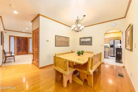 Dining - 1072 N Marina Ln, Flagstaff, AZ 86004 photo 2 of 3