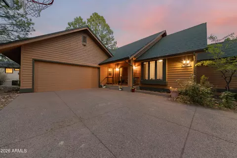 1072 N Marina Ln, Flagstaff, AZ 86004