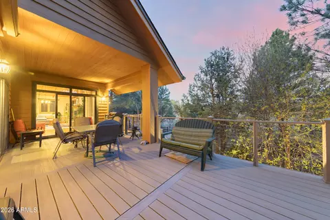 Exterior - 1072 N Marina Ln, Flagstaff, AZ 86004 photo 7 of 9