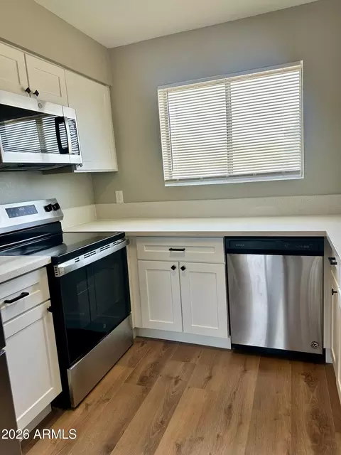 Kitchen - 2015 Eugie Ter, Phoenix, AZ 85022 photo 1 of 1