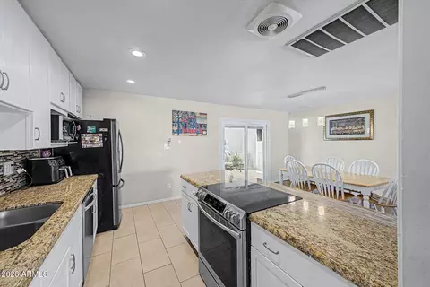 Kitchen - 3917 W Marlette Ave, Phoenix, AZ 85019 photo 1 of 4