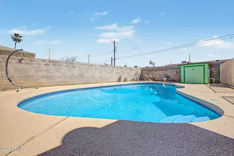 Exterior - 3917 W Marlette Ave, Phoenix, AZ 85019 photo 4 of 8