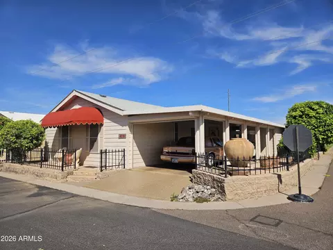 650 N Hawes Rd #4818, Mesa, AZ 85207