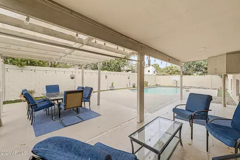 2760 W Kent Dr, Chandler, AZ 85224