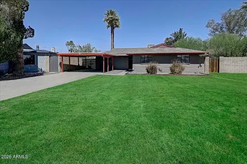 Exterior - 1326 E Avalon Dr, Phoenix, AZ 85014 photo 1 of 11