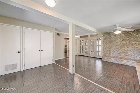 Living - 1326 E Avalon Dr, Phoenix, AZ 85014 photo 8 of 10