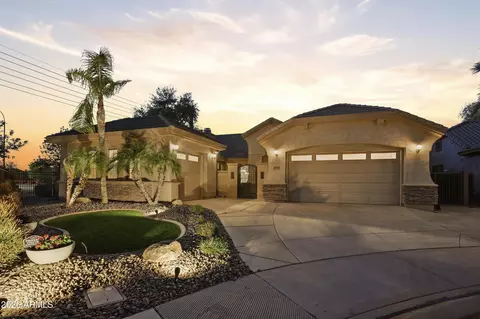 2004 E Canyon Pl, Chandler, AZ 85249