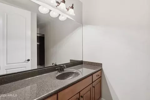 Bath - 2004 E Canyon Pl, Chandler, AZ 85249 photo 6 of 7