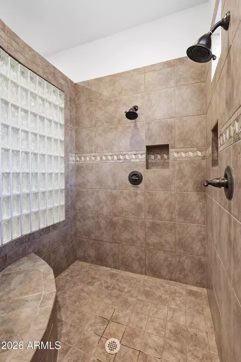 Bath - 2004 E Canyon Pl, Chandler, AZ 85249 photo 2 of 7