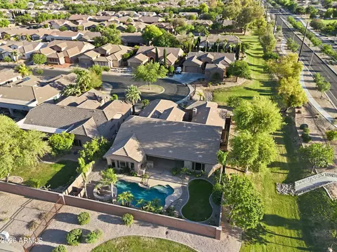 View/Area - 2004 E Canyon Pl, Chandler, AZ 85249 photo 2 of 3